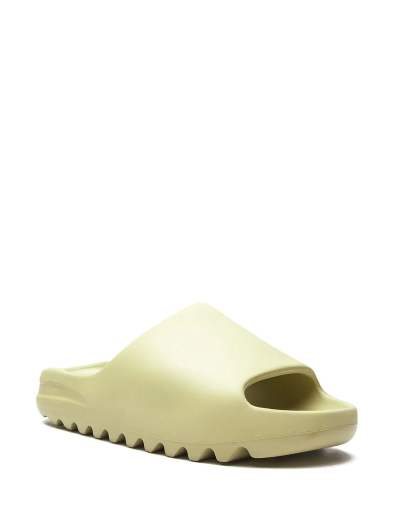 Chinelo Yeezy Slides 'Resin' 2021