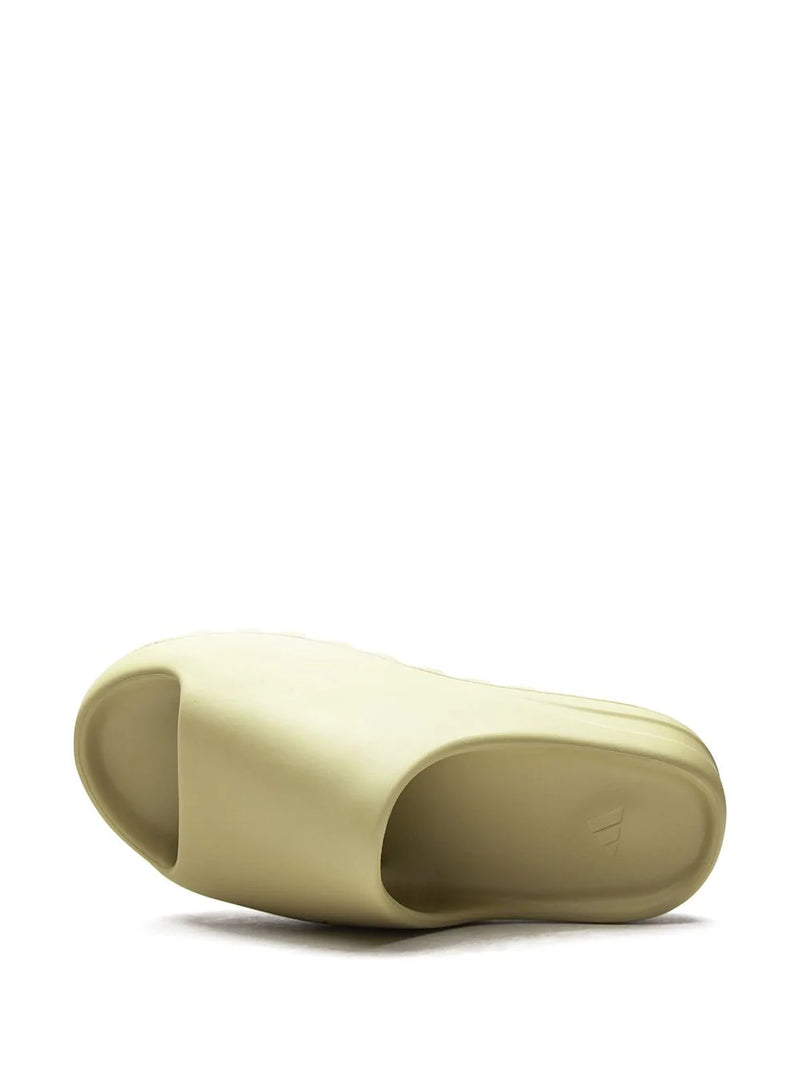 Chinelo Yeezy Slides 'Resin' 2021
