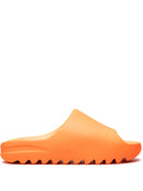 Chinelo Yeezy Slides 'Enflame Orange'